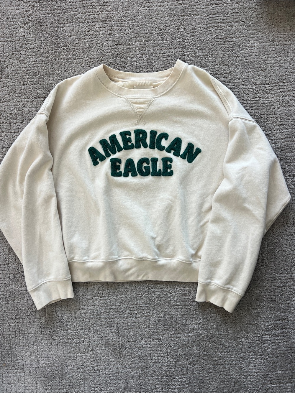 American Eagle Outfitters Cream Crewneck Sweatshirt with Green Applique